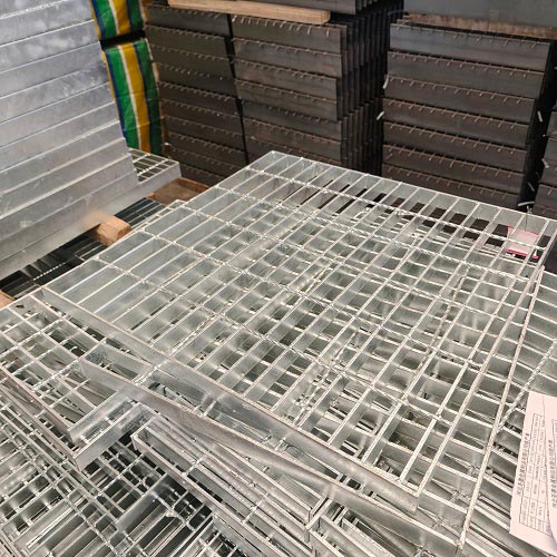 钢格板钢格栅板在建筑物屋面防水中的应用效果