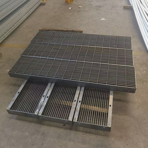 钢格栅承重能力怎么算？荷载计算与选型实用技巧
